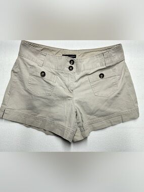 New York & Company Khaki High Waist Shorts Women’s Size 2 – 4” Inseam Summer